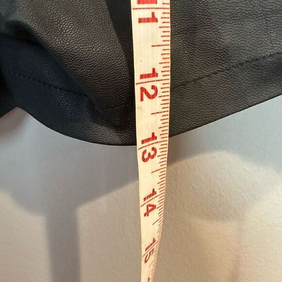 Vila black Leather shorts Small - Picture 7 of 10